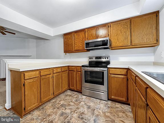 2nd image of 123 Huckleberry Dr