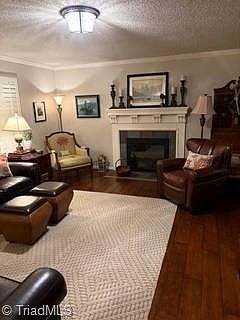 3rd image of 145 S Quail Cir
