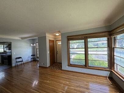 4th image of 3619 Lowry Ave N