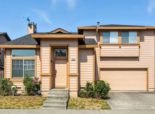 2335 Turquoise Way, Santa Rosa, CA 95404