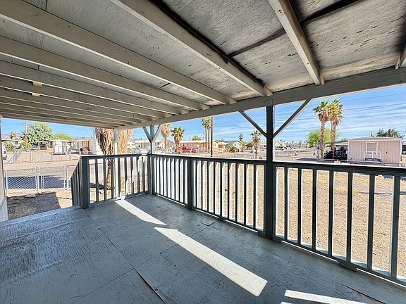 4th image of 1598 E La Paz Way