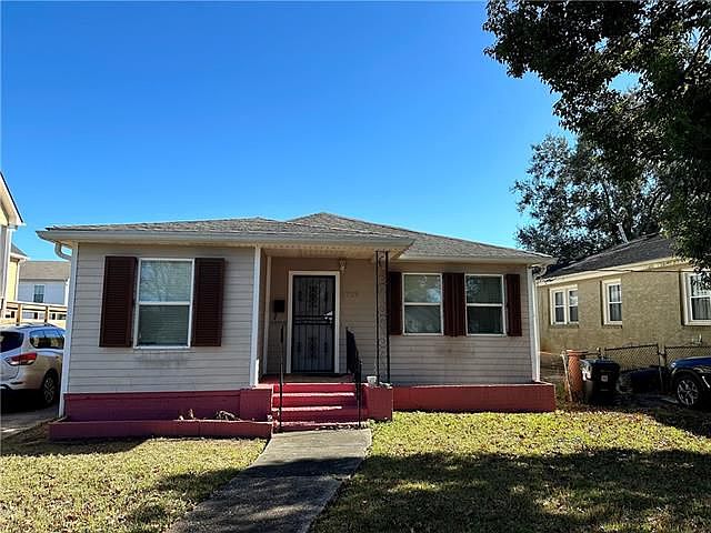 1st image of 5729 Vermillion Blvd