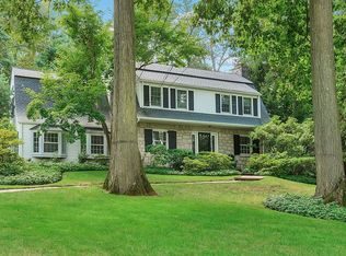 82 Blackburn Rd, Summit, NJ 07901