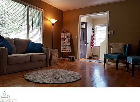 4th image of 206 E University Dr