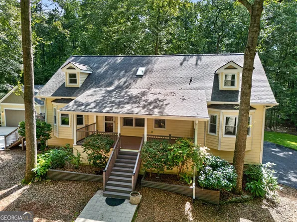 121 Broom Blvd, Fayetteville, GA 30215