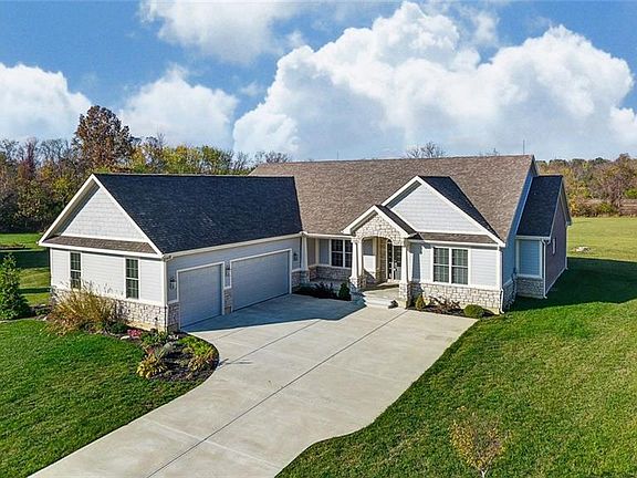 4th image of 7593 Olivia Ct
