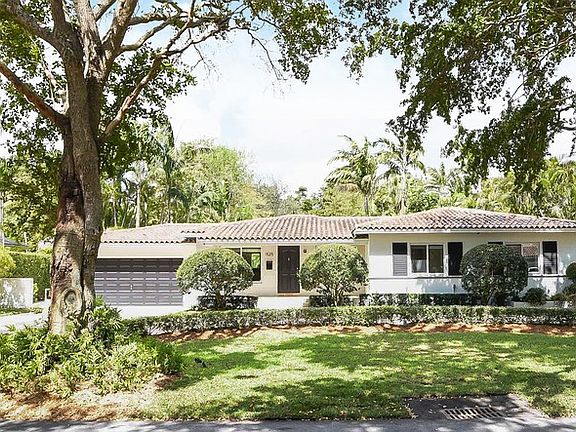 Welcome to 1525 Mendavia Avenue!