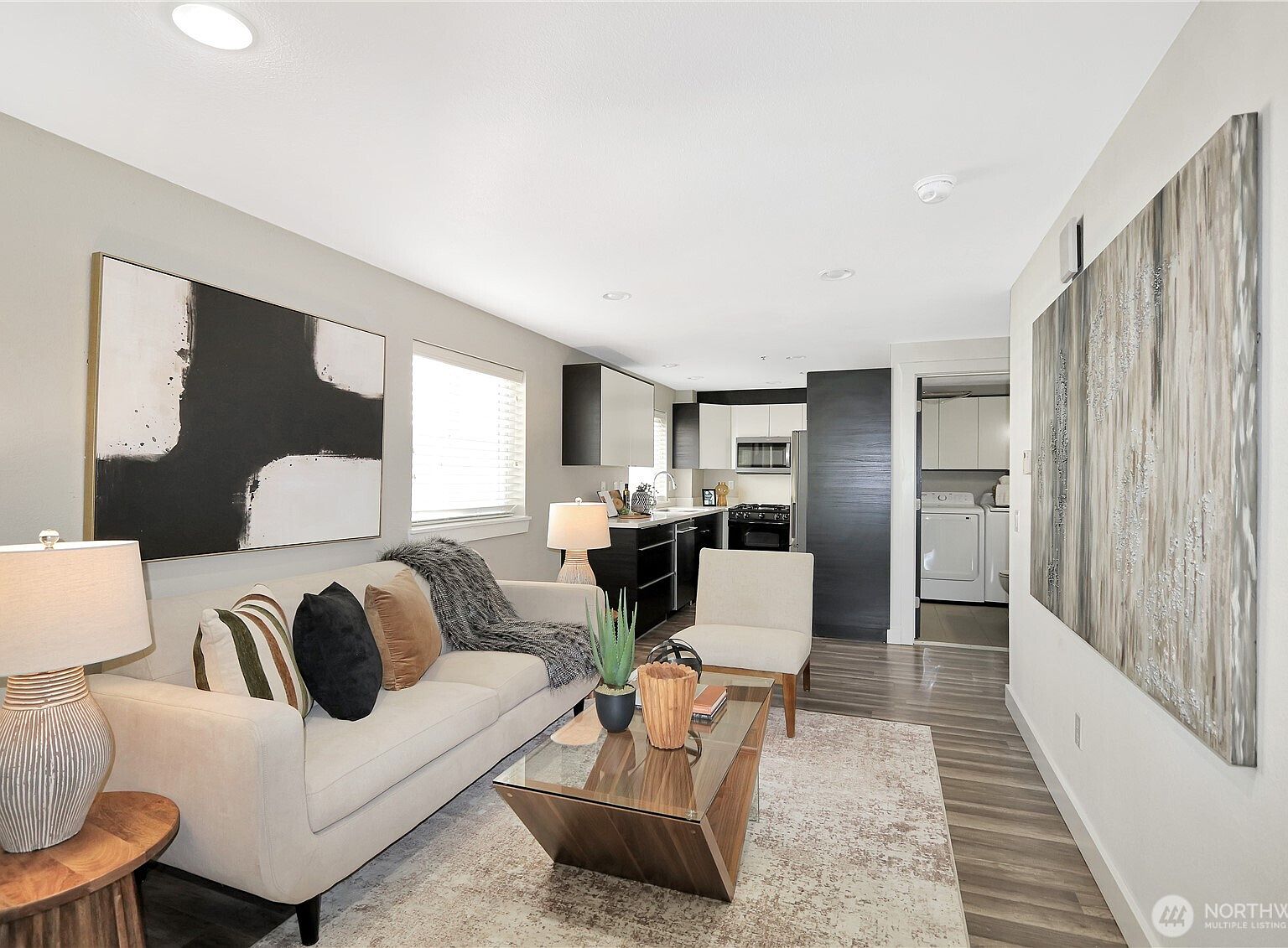 あっさ（感謝）/5 1533 18th Avenue S #5, Seattle, WA 98144 | MLS #2436728 | Zillow