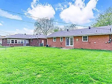 3921 Steele Dr — Photo 7