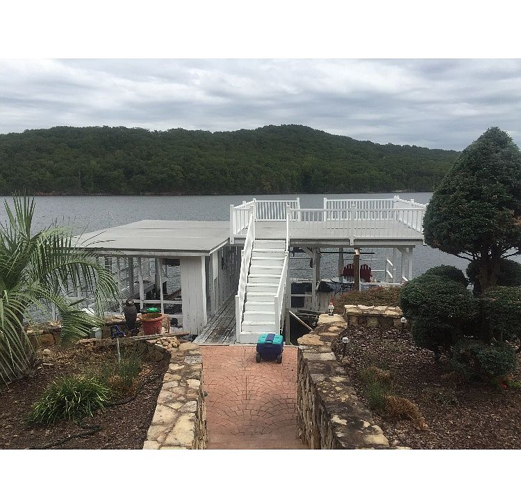 2nd image of 516 Shoreline Rd