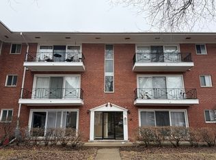 10115 Old Orchard Ct Unit 104, Skokie, IL
