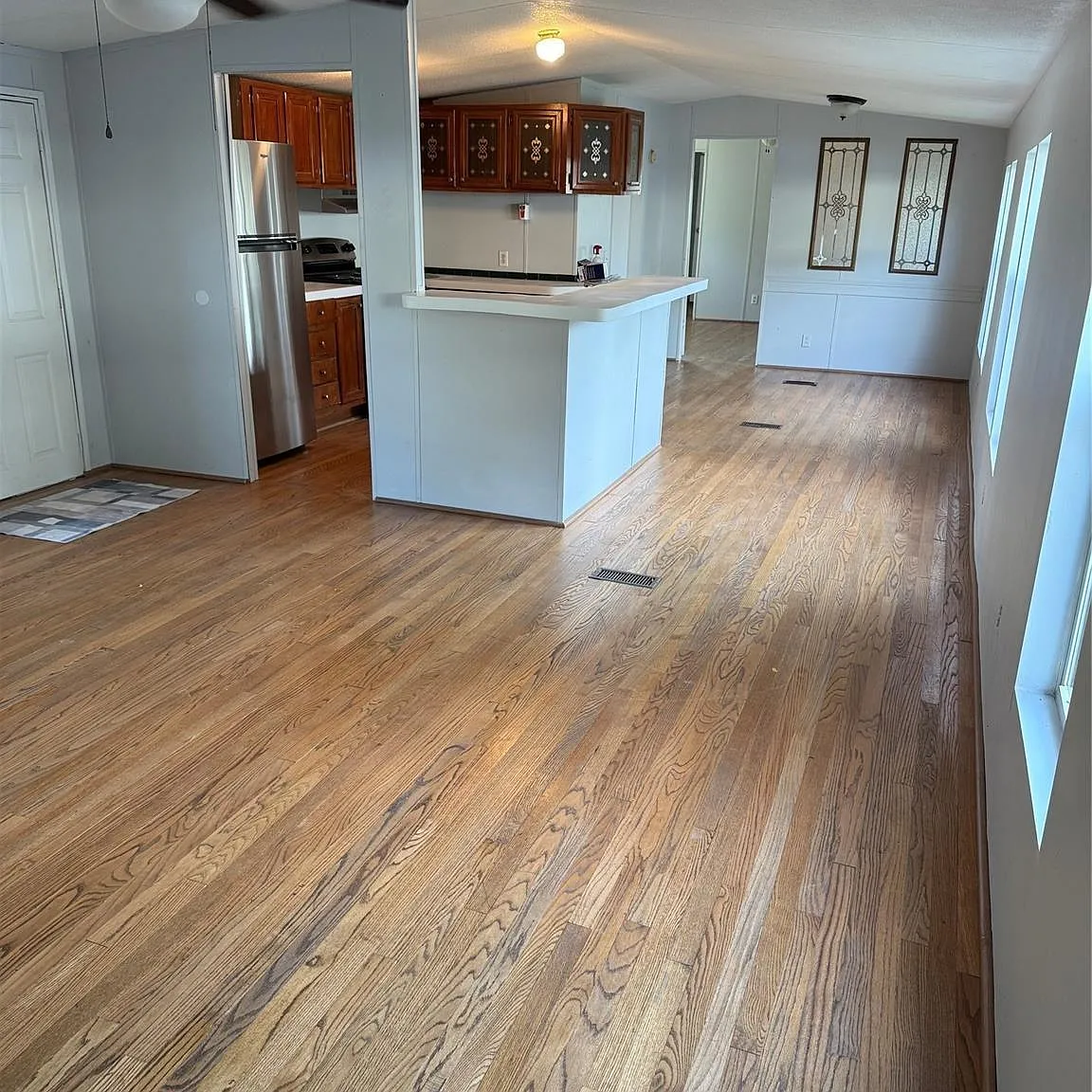 3 bed, 2.0 bath, 1216 sqft, $1,600 — Photo 3