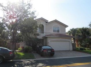 2173 NW 72nd Ter, Pembroke Pines, FL 33024
