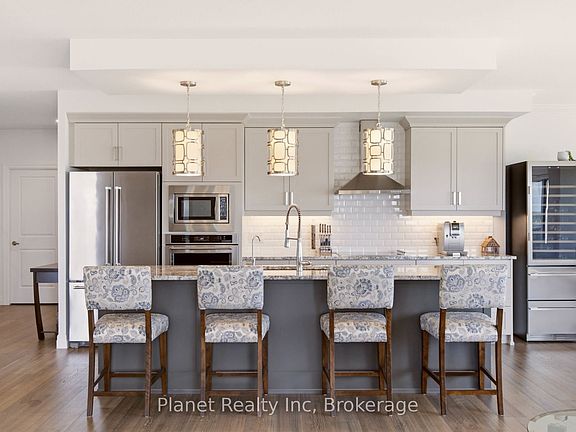 3rd image of 1878 Gordon St #910
