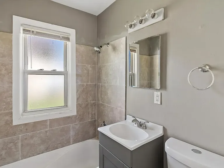 7928 W Grantosa Dr — Photo 7