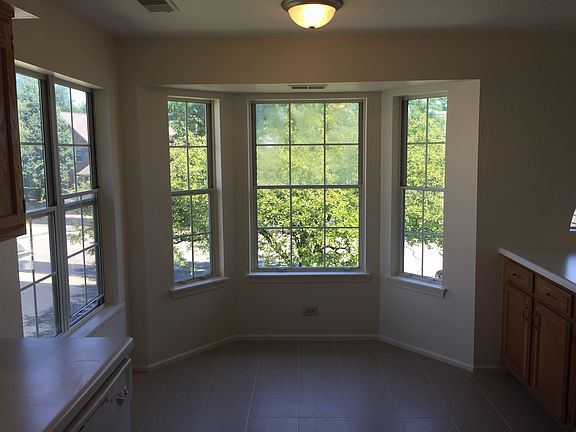 4th image of 206 Glasgow Ln #36-86-B204