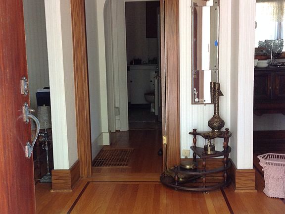 Entrance from front door