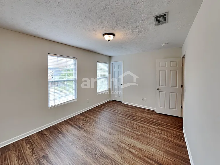 1027 Gannett Rd — Photo 13