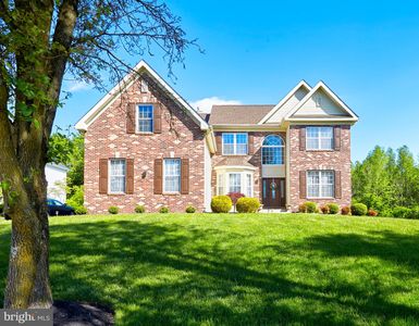 28 Autumnwood Ln, Mount Laurel, NJ, 08054