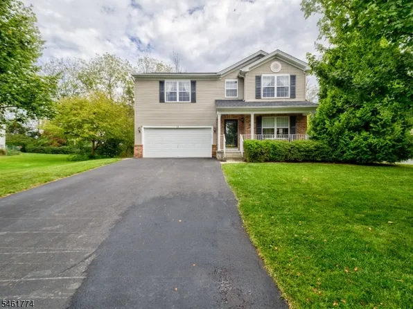 24 Alvin Sloan Ave, Washington Boro, NJ 07882