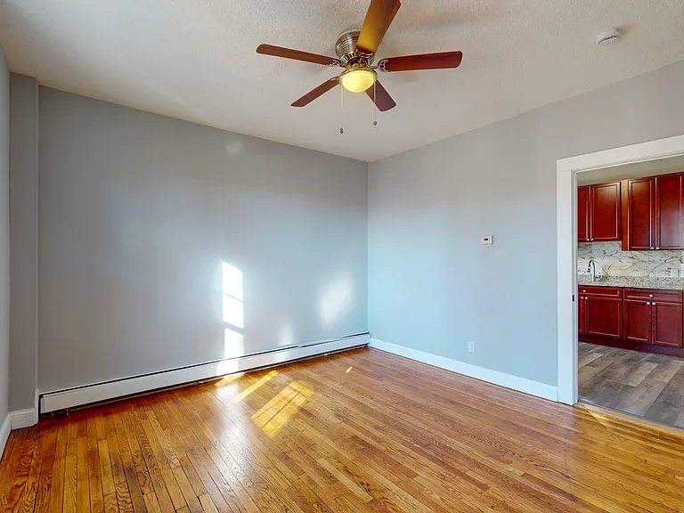 635-651 Albany Ave — Photo 13