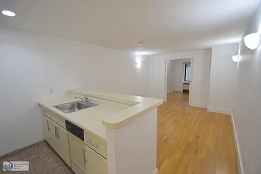 Rented by Mossanen Group