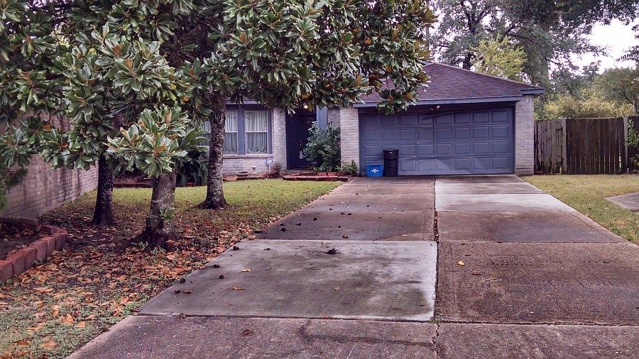 2nd image of 2963 Shadow Trail Dr