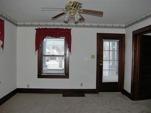 5th image of 1233 S 31st St
