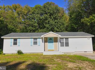 701 Mattox Ave, Colonial Beach, VA 22443