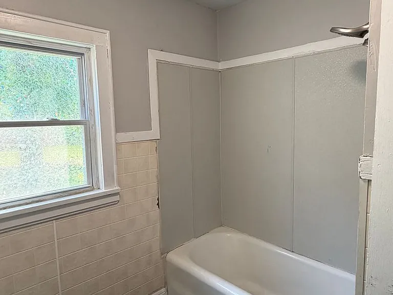 368 Wildwood Ave — Photo 9