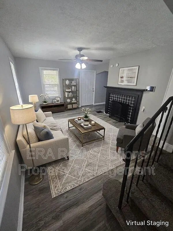 2 bed, 1.5 bath, 1056 sqft, $1,500 — Photo 3