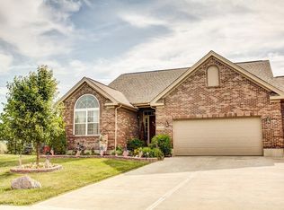 1500 Cameron Dr, Fairborn, OH 45324