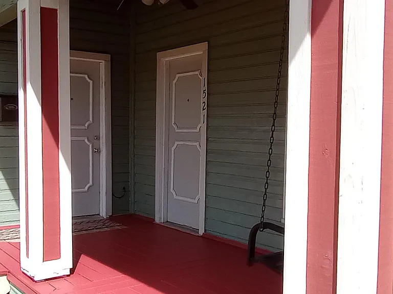 Porch and porch swing