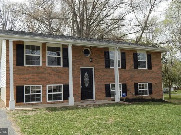 10155 Tucker Ln, White Plains, MD 20695