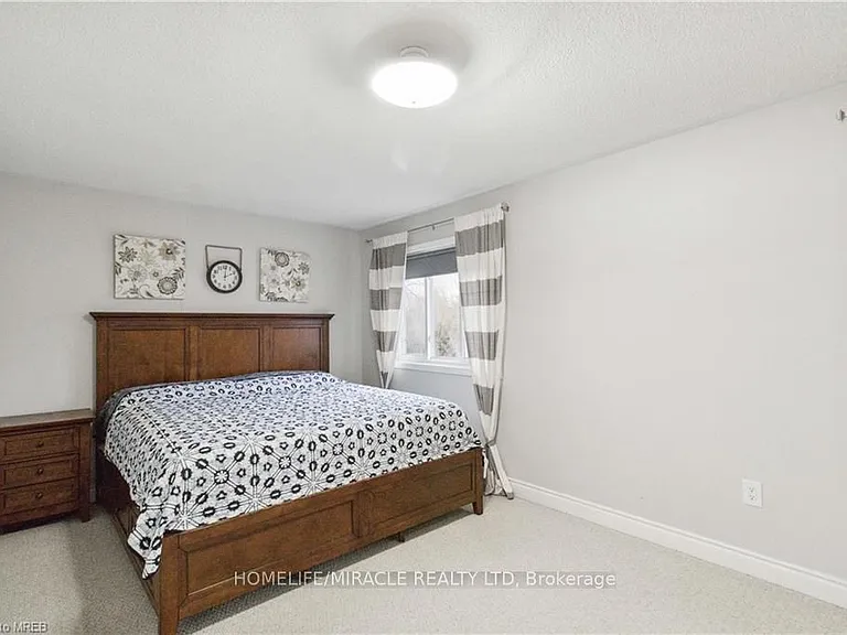 2245 Pathfinder Dr — Photo 24