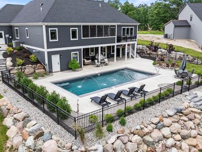 18058 Tullymore Ln, Leo, IN, 46765
