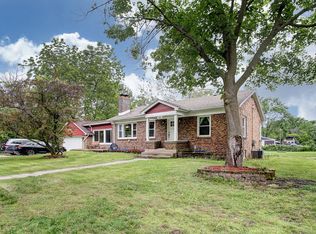 1044 S Ellsworth Ave, Addison, IL 60101