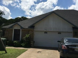 313 Moore Creek Rd, Hurst, TX 76053