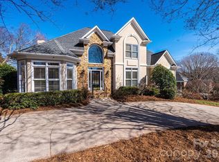 308 41st Avenue Pl NW, Hickory, NC 28601