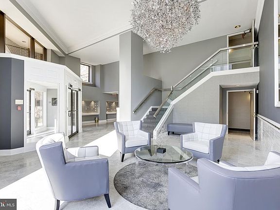 Lobby.