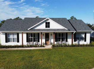 878 Henscratch Rd, Lake Placid, FL 33852