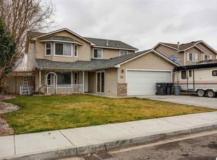 920 N Owen Ave, Pasco, WA 99301