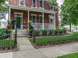 398 Duke St UNIT B, Saint Paul, MN 55102