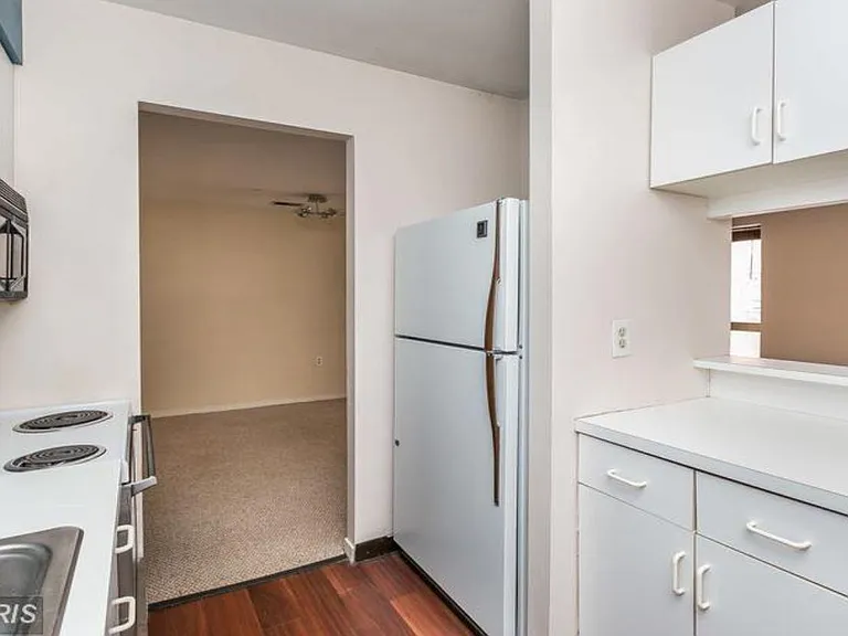 600 S Charles St #2 — Photo 11