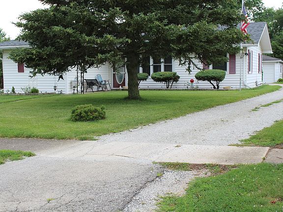 2nd image of 419 Burke Dr