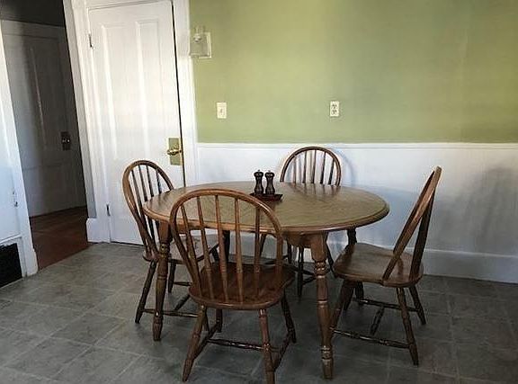 5th image of 12 Loring Ave #2
