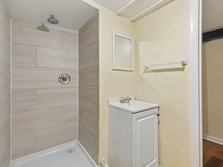 3927 W Flournoy St #1 — Photo 7