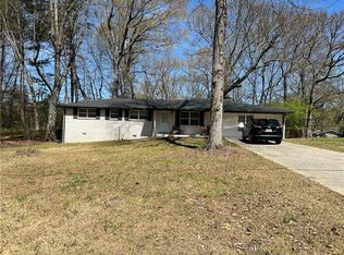 6396 Pine Frost Dr, Douglasville, GA