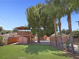 1980 Thornton St, Riverside, CA 92507