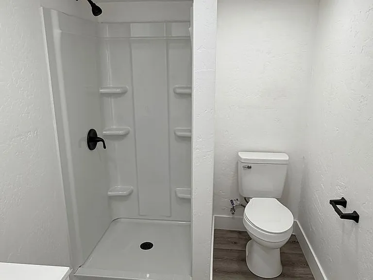 824 S Phillips St — Photo 26